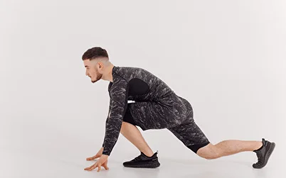 Man doing a lunge